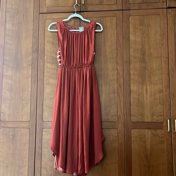 dolan Dresses & Skirts - Orange Midi Flowy Dress